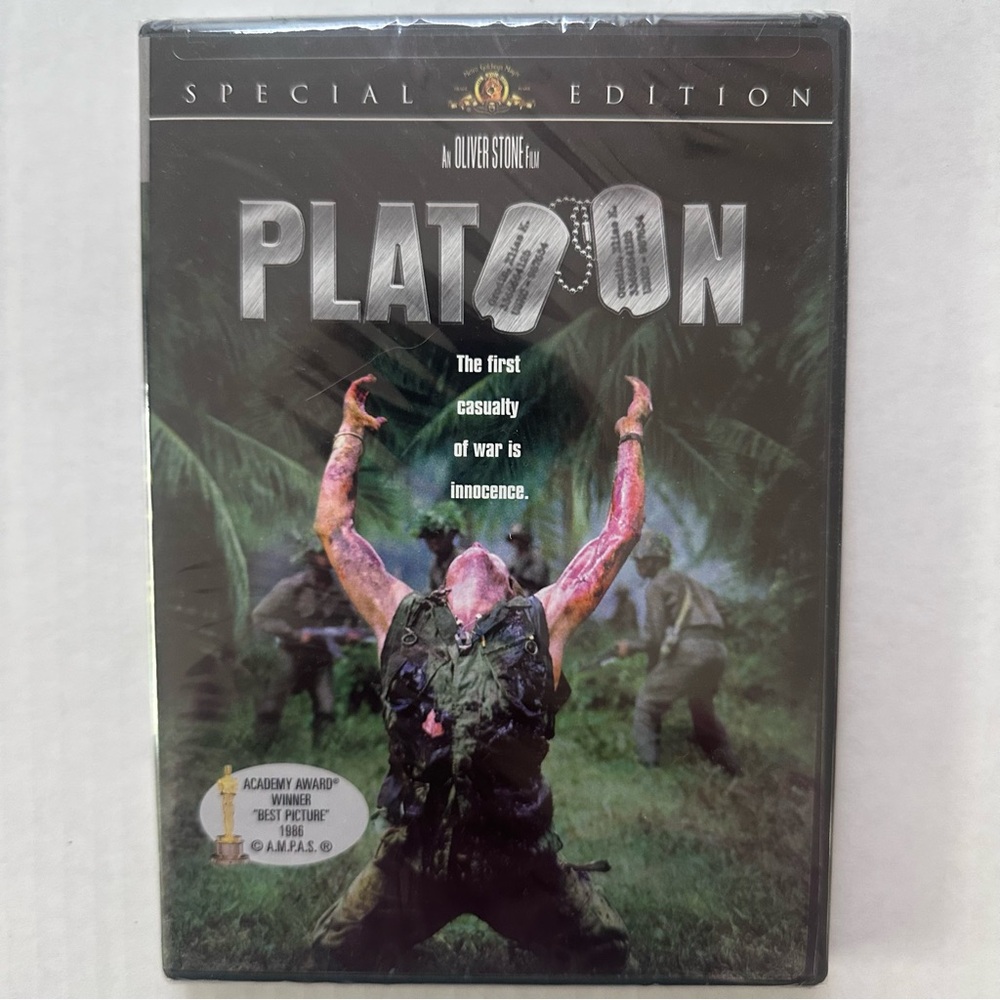 DVD | Special Edition Platoon - The First Casualty Of War Is Innocence
